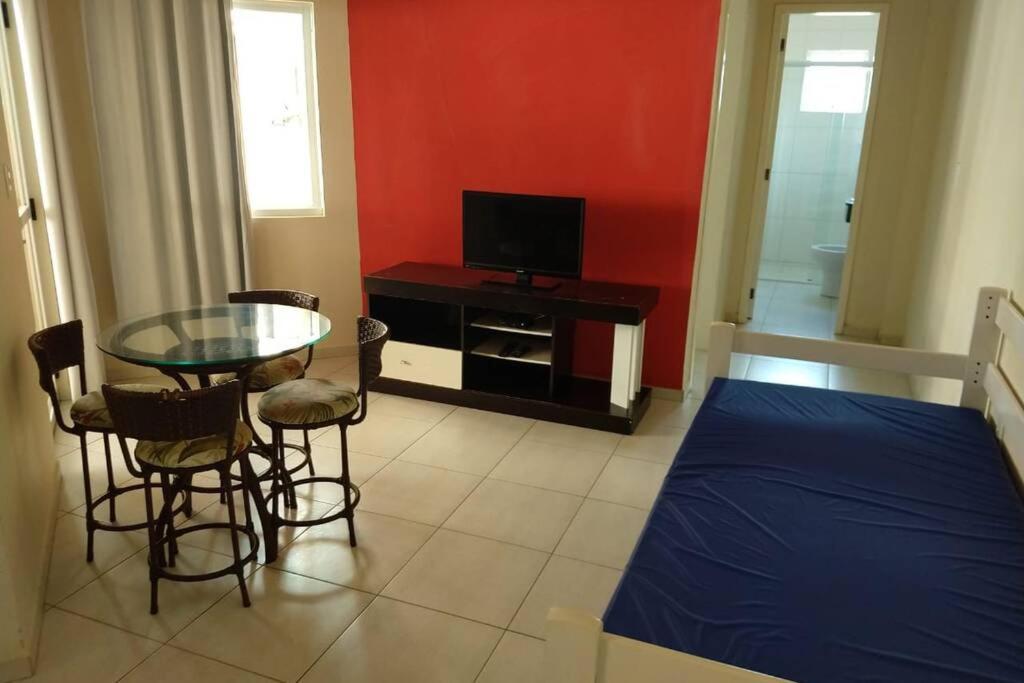 Residencial Melfi 3 Ap 3 Apartment บอมบินญัส ภายนอก รูปภาพ